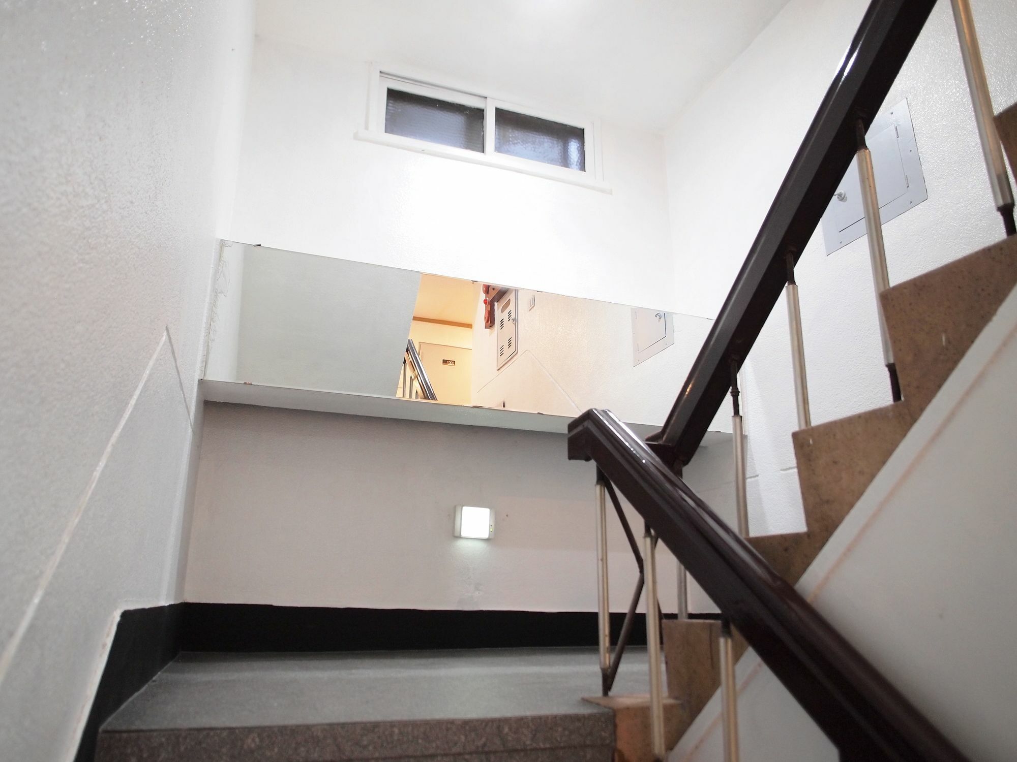 Hostel Gaon Sinchon Seoul Exterior photo